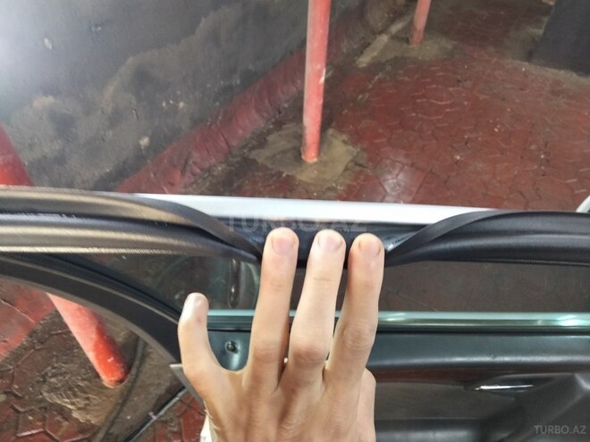 Mercedes E 230 1996, 320,000 km - 2.3 l - Bakı