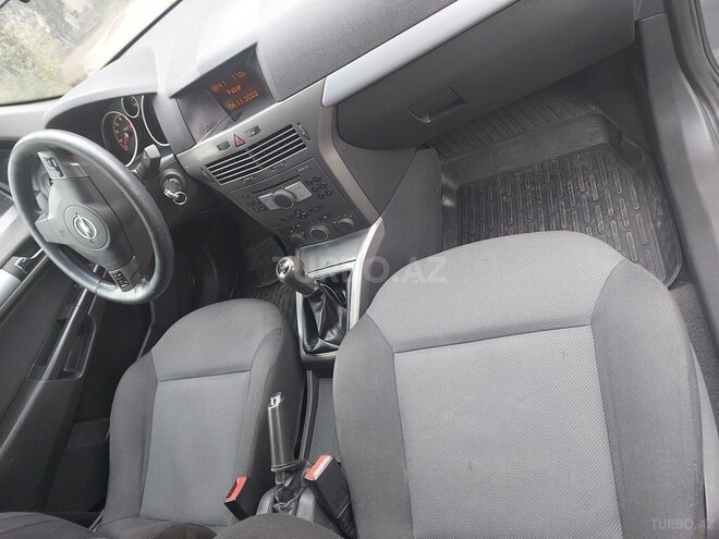 Opel Astra 2006, 217,000 km - 1.4 l - Sumqayıt