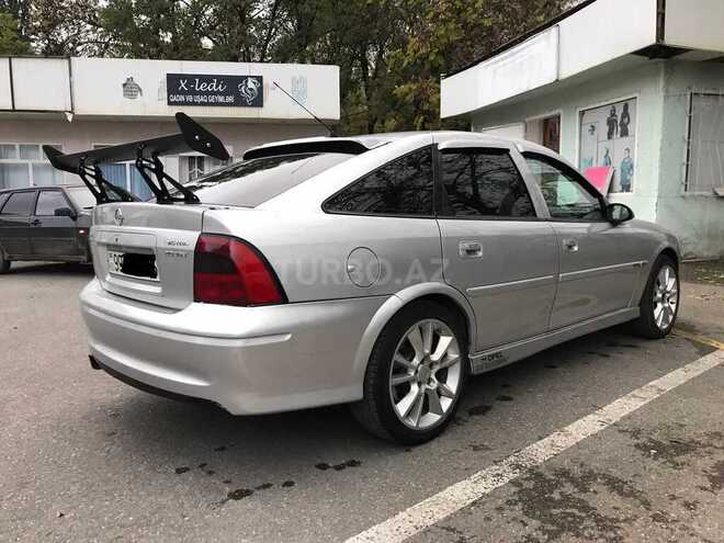 Opel Vectra 1999, 380,000 km - 2.0 л - Qusar