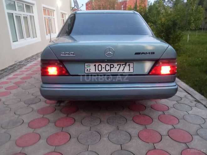 Mercedes E 200 1986, 352,810 km - 2.0 л - Masallı