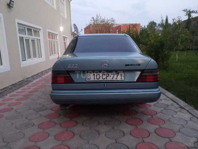 Mercedes E 200 1986, 352,810 km - 2.0 л - Masallı