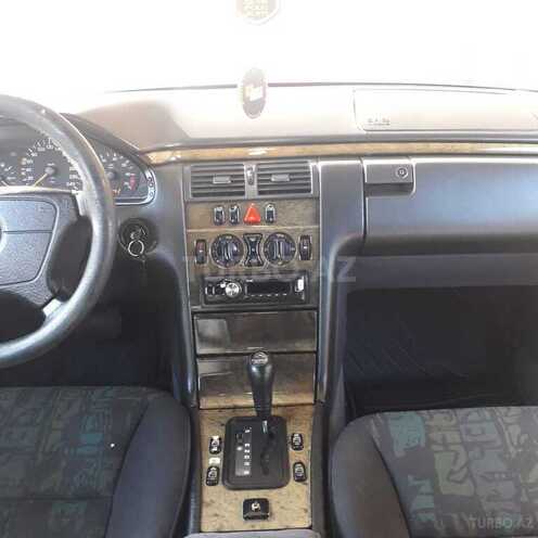 Mercedes 230 E 1996, 353,000 km - 2.3 l - Gəncə