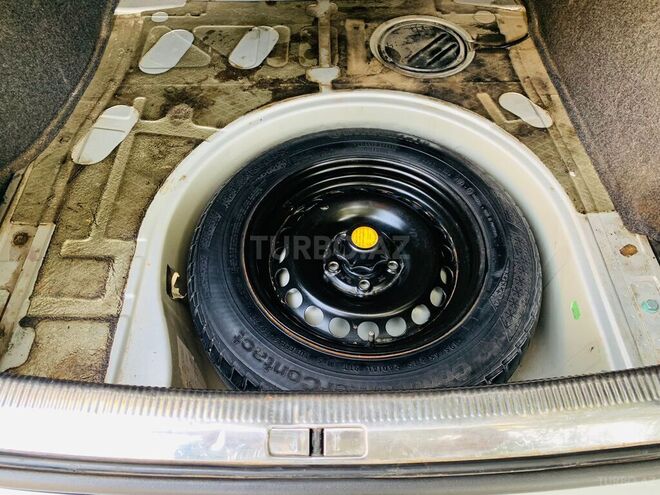 Volkswagen Passat 2003, 171,500 km - 1.8 л - Bakı
