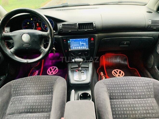 Volkswagen Passat 2003, 171,500 km - 1.8 л - Bakı