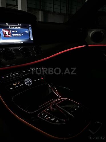 Mercedes E 250 2018, 60,000 km - 2.0 l - Bakı