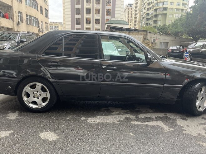 Mercedes C 220 1993, 520,000 km - 2.2 l - Bakı