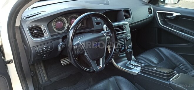 Volvo S60 2011, 195,000 km - 2.0 l - Bakı