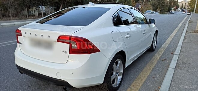Volvo S60 2011, 195,000 km - 2.0 l - Bakı