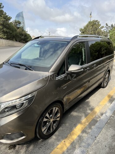 Mercedes V 220 2014, 218,000 km - 2.2 l - Bakı