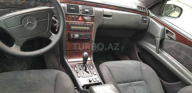 Mercedes E 230 1996, 235,000 km - 2.3 l - Şəmkir