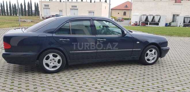 Mercedes E 230 1996, 235,000 km - 2.3 l - Şəmkir