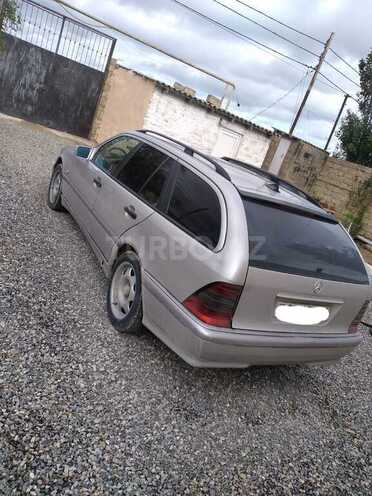 Mercedes C 220 1999, 250,000 km - 2.2 l - Bakı