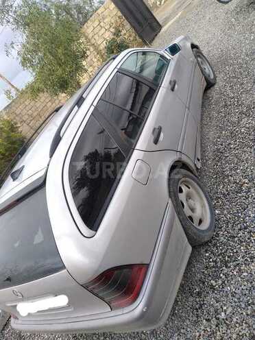 Mercedes C 220 1999, 250,000 km - 2.2 l - Bakı