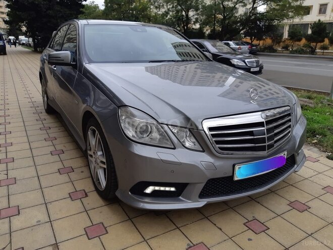 Mercedes E 350 2010, 143,762 km - 3.5 l - Bakı