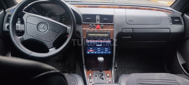 Mercedes C 200 1999, 220,000 km - 2.0 l - Sumqayıt