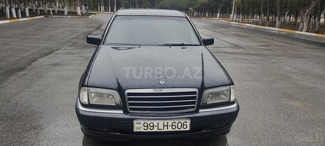 Mercedes C 200 1999, 220,000 km - 2.0 l - Sumqayıt