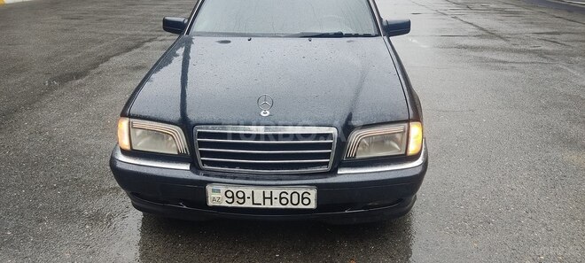 Mercedes C 200 1999, 220,000 km - 2.0 l - Sumqayıt