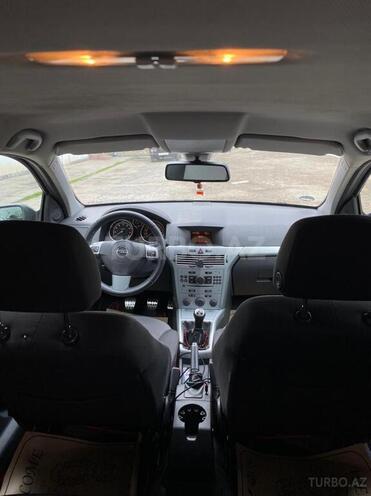 Opel Astra 2009, 180,000 km - 1.4 l - Gəncə