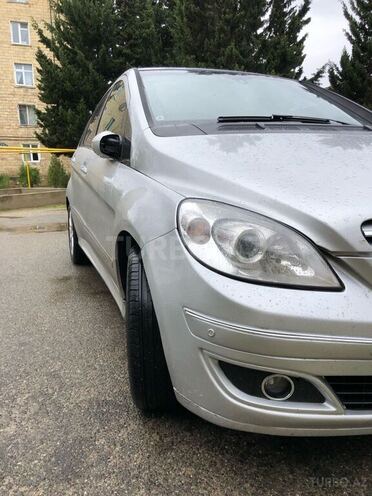 Mercedes B 170 2006, 331,000 km - 1.7 l - Sumqayıt