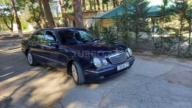 Mercedes E 240 1999, 182,000 km - 2.4 l - Bakı
