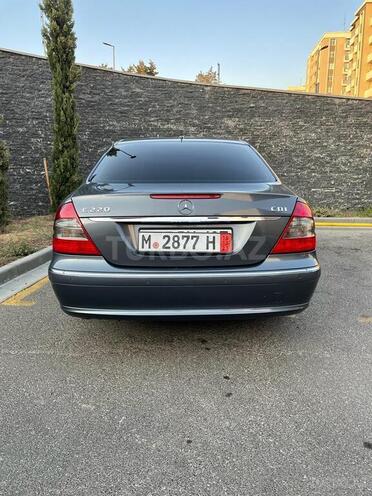 Mercedes E 220 2007, 249,900 km - 2.2 l - Bakı