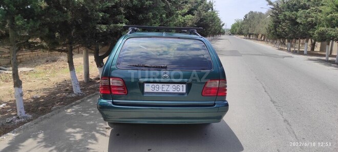 Mercedes E 220 2000, 398,000 km - 2.2 l - Bakı