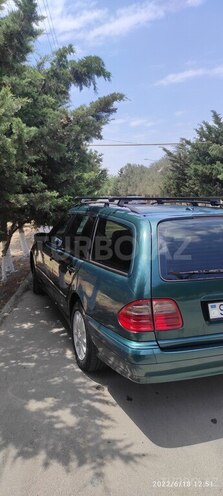 Mercedes E 220 2000, 398,000 km - 2.2 l - Bakı