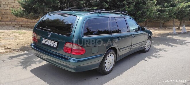 Mercedes E 220 2000, 398,000 km - 2.2 l - Bakı