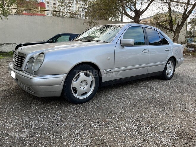 Mercedes E 230 1996, 378,000 km - 2.3 l - Sumqayıt