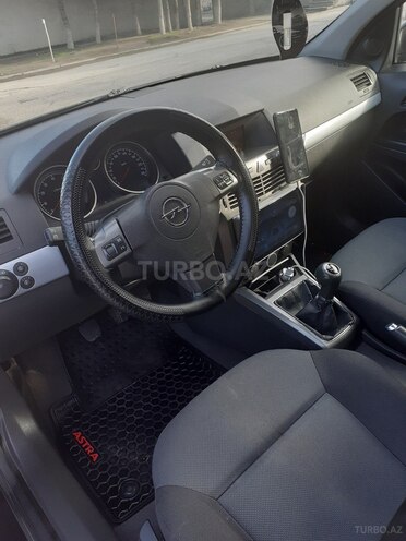 Opel Astra 2006, 180,000 km - 1.4 л - Sumqayıt