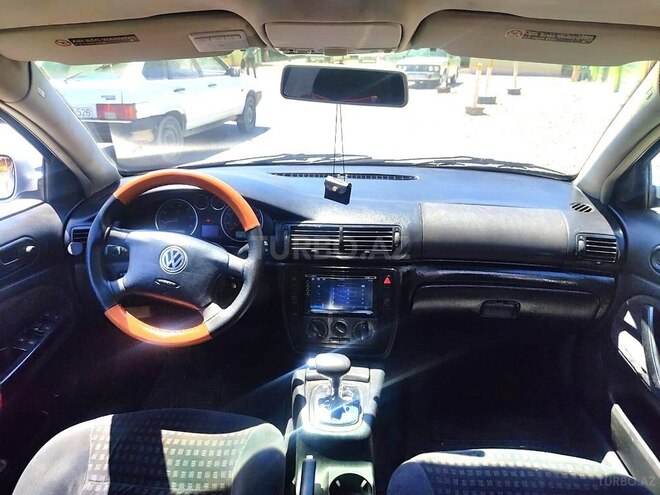 Volkswagen Passat 2001, 149,638 km - 1.8 l - Bakı