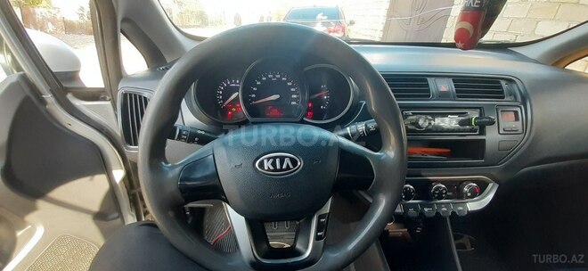Kia Rio 2012, 250,000 km - 1.4 л - Gəncə