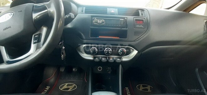 Kia Rio 2012, 250,000 km - 1.4 л - Gəncə