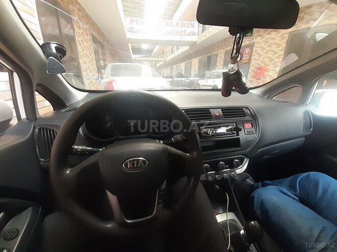 Kia Rio 2012, 250,000 km - 1.4 л - Gəncə