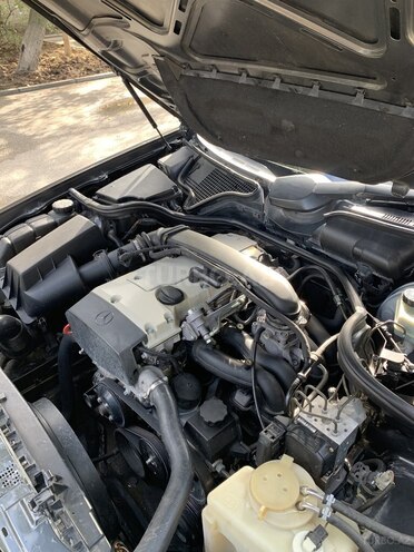 Mercedes E 200 2000, 242,000 km - 2.0 l - Sumqayıt
