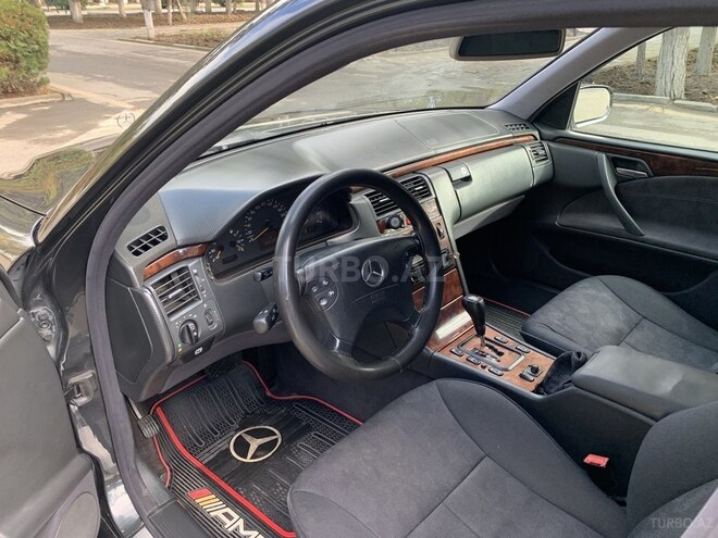 Mercedes E 200 2000, 242,000 km - 2.0 l - Sumqayıt