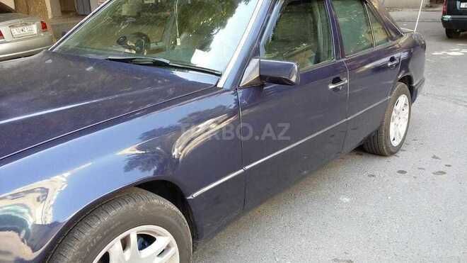 Mercedes E 220 1995, 641,000 km - 2.2 l - Bakı