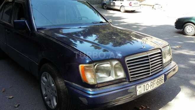 Mercedes E 220 1995, 641,000 km - 2.2 l - Bakı