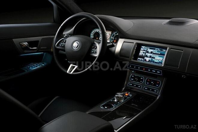 Jaguar XF 2013, 83,000 km - 2.0 l - Bakı