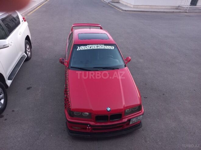 BMW 320 1992, 212,321 km - 2.0 l - Füzuli