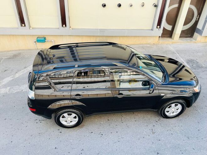 Mitsubishi Outlander 2009, 150,000 km - 3.0 l - Bakı