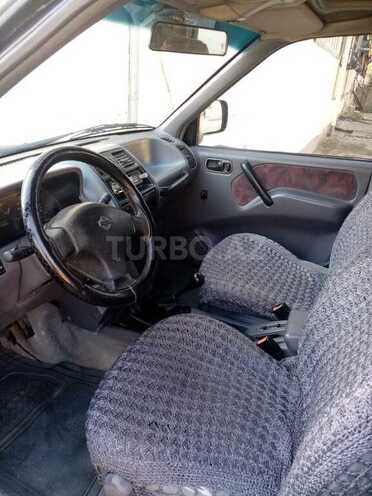 Nissan Terrano 1999, 385,000 km - 2.4 l - Mingəçevir