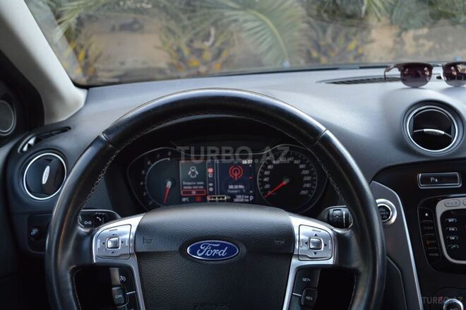 Ford Mondeo 2013, 150,000 km - 2.3 л - Bakı