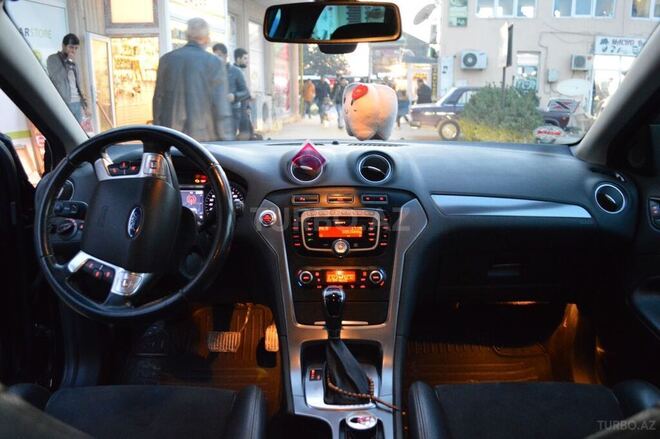 Ford Mondeo 2013, 150,000 km - 2.3 л - Bakı