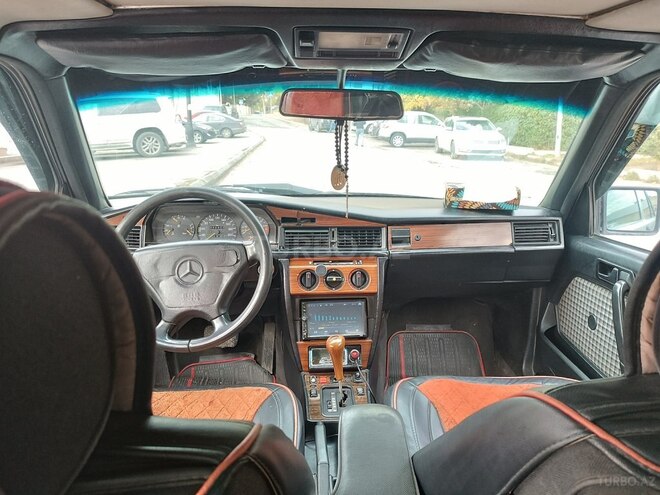 Mercedes 190 1992, 349,565 km - 2.0 л - Bakı