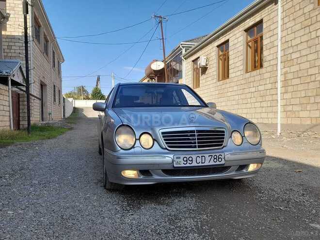 Mercedes E 220 2000, 210,000 km - 2.4 l - Ağstafa
