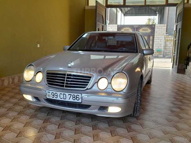 Mercedes E 220 2000, 210,000 km - 2.4 l - Ağstafa