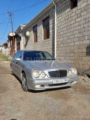 Mercedes E 220 2000, 210,000 km - 2.4 l - Ağstafa