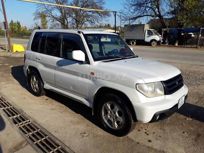 Mitsubishi Pajero io 2000, 350,000 km - 2.0 l - Quba