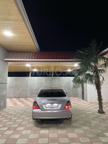 Mercedes E 320 2004, 330,000 km - 3.2 l - Tovuz